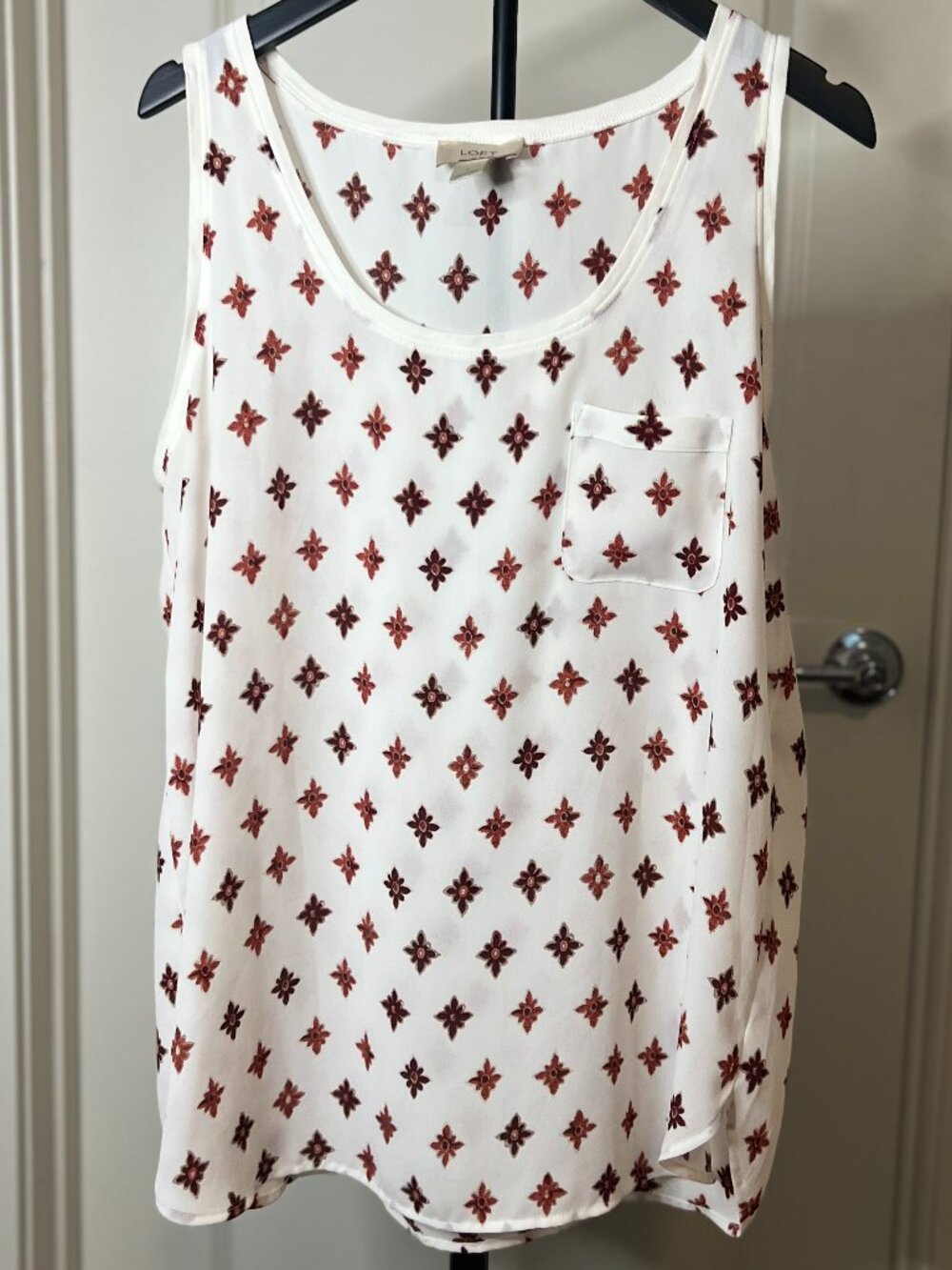 LOFT Sleeveless Floral Tank Top Size Large Ivory Rust Print Pocket Blouse